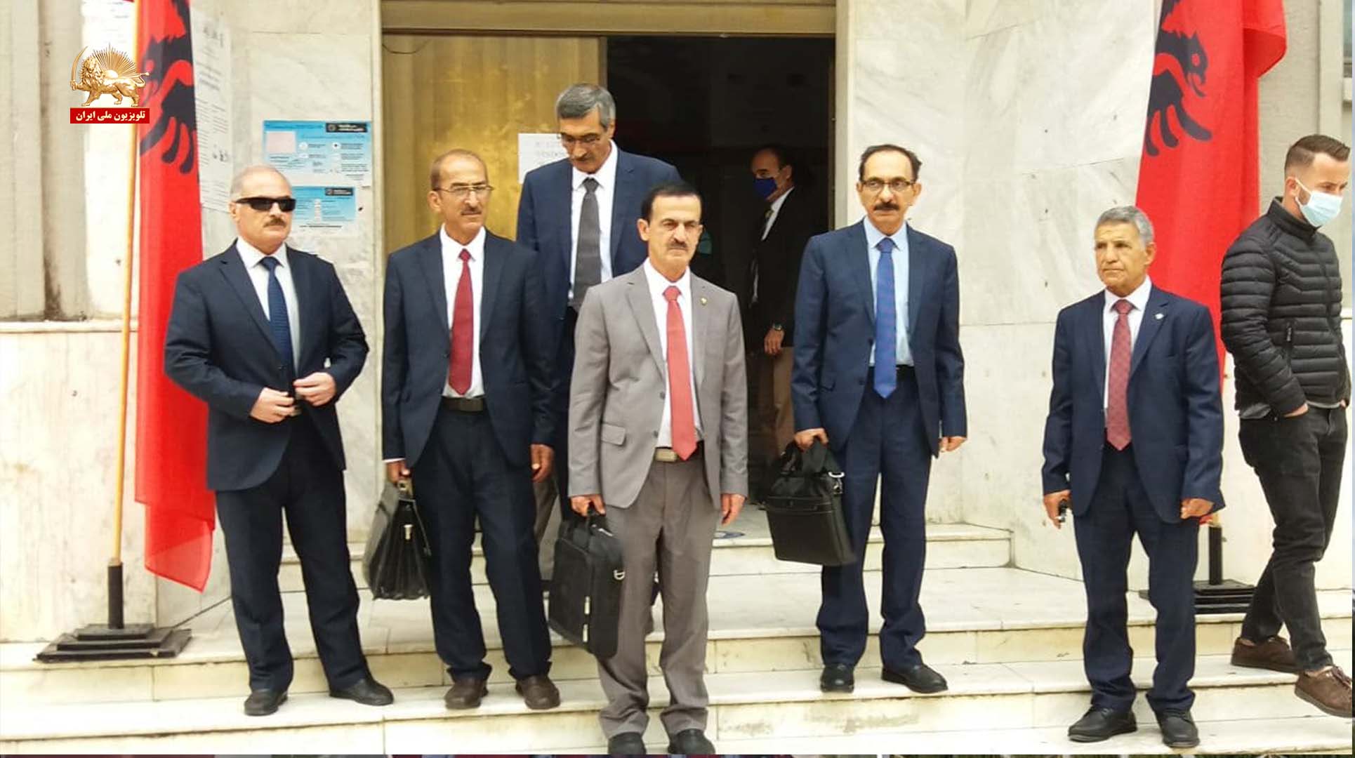 آغاز جلسه دادگاه حمید نوری از دژخیمان قتل عام۶۷ در دادگاه دورس در آلبانی ـ شهادت دادن مجاهد خلق اصغر مهدیزاده از شاکیان پرونده